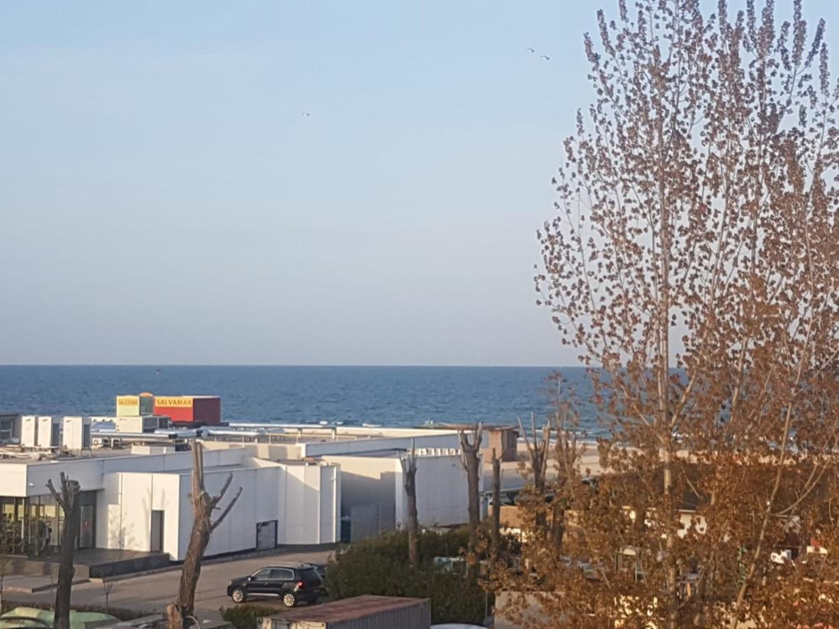 VILA REGAL Mamaia Exterior foto